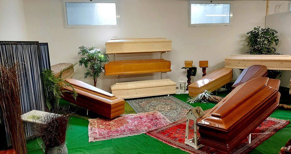 Cofani funebri e urne cinerarie