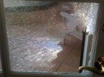 Store Front window and Store front Door Repairs by Fast glass of Long Beach Ca