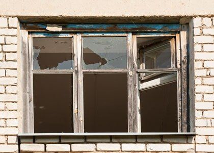 Broken Old Window - Glass Repair  in Long Beach, CA by Fast Glass of  Long Beach