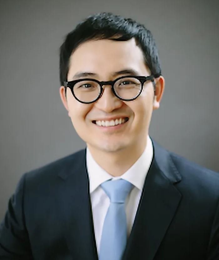 Dr. Yung Kim