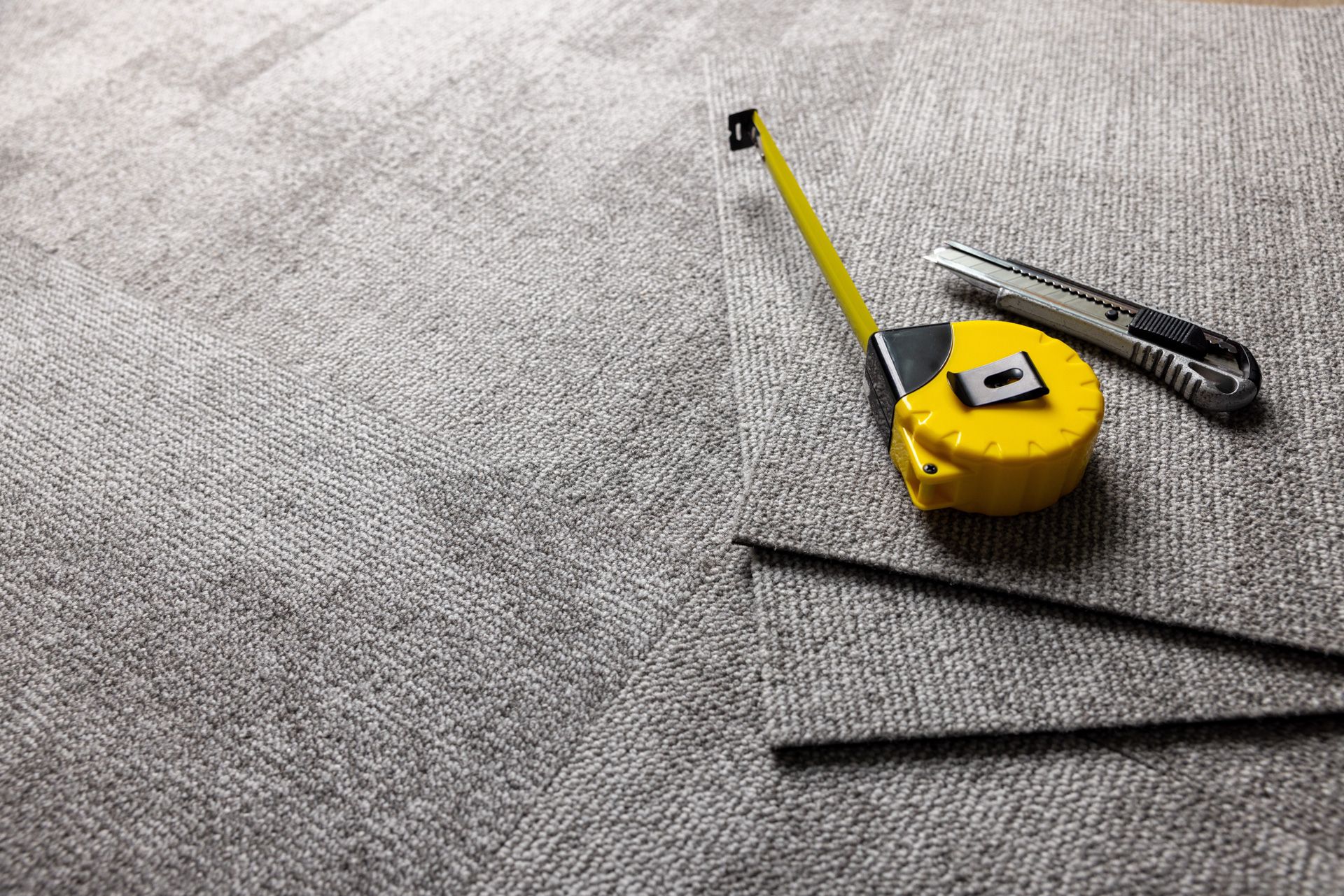 carpet measuring tab and knife