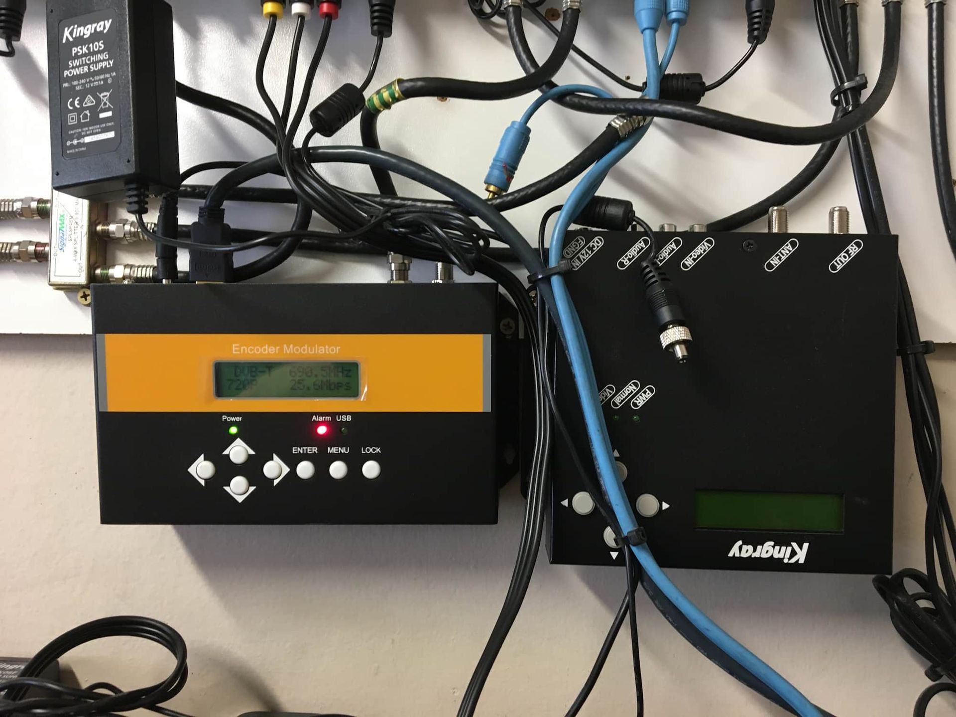 A Bunch of Wires Are Connected to a Kingray Device — Hendo's TV Antennas & Installations in Trinity Beach, QLD