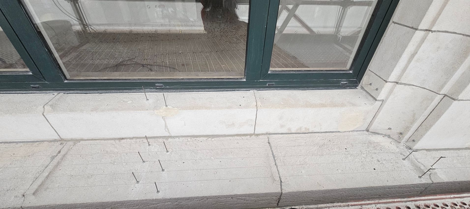 Bird-wire of duivendraad geplaatst op gebouw in Beringen door Killbugs