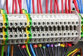 Commercial Electrician - Worcester Park, Surrey - M & G Electrical Services - Wires Wires