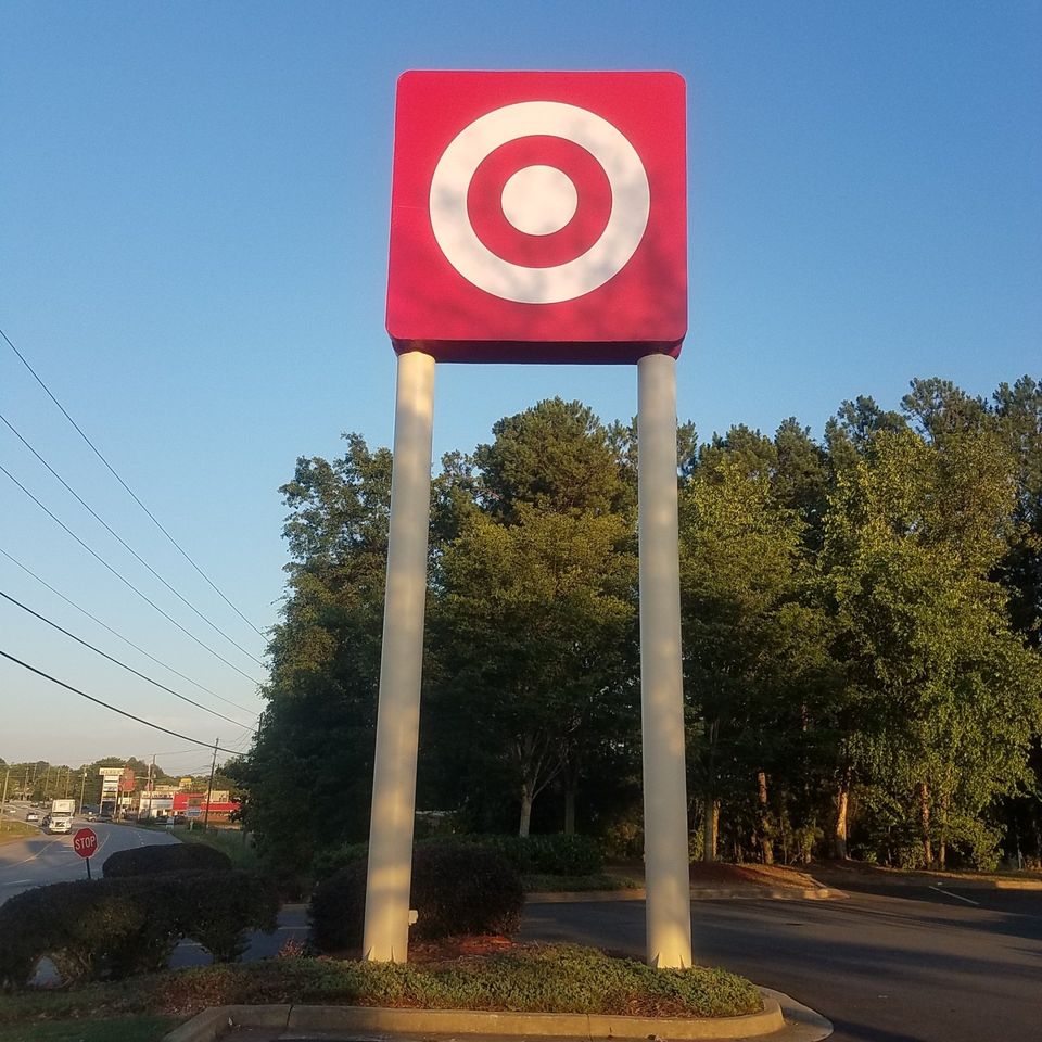retail pole signs atlanta
