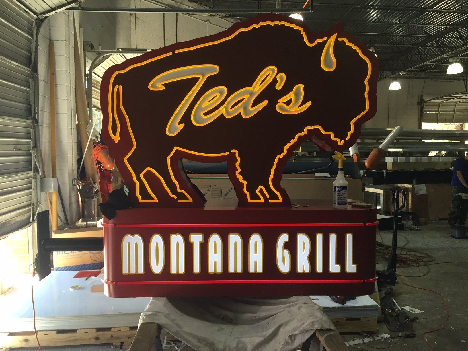 Commercial Sign Design & Manufacturing