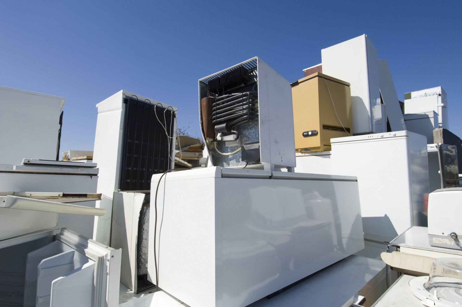 Appliances Dump — Janesville, WI — Toby's Removal Appliances Dump — Janesville, WI — Toby's Removal
