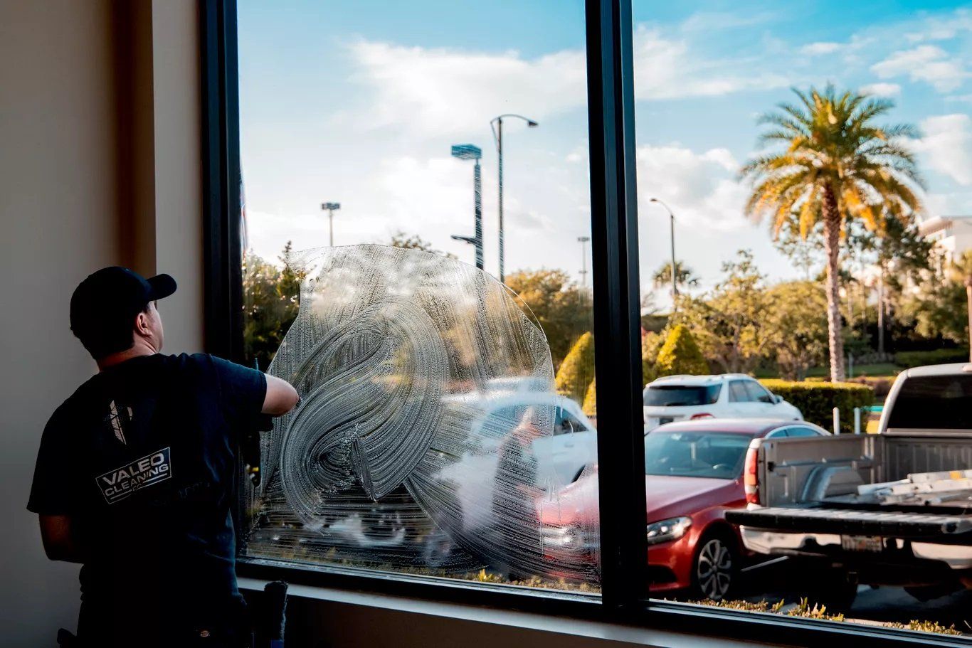 Cleaning Commercial Window
