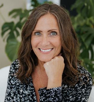 Carrie Dell