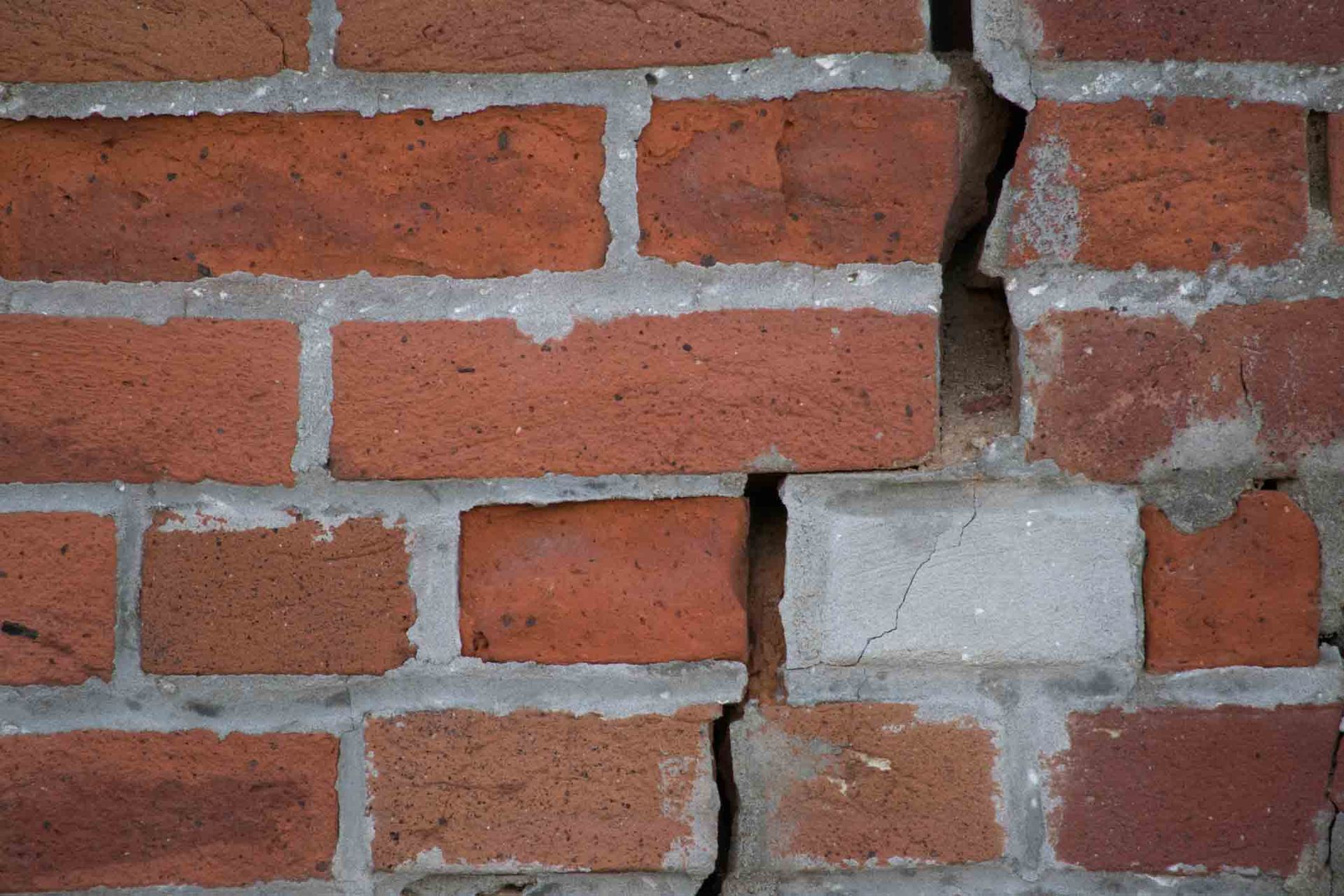 Tuckpointing — Milwaukee, WI — Citywide Chimney and Masonry Specialist
