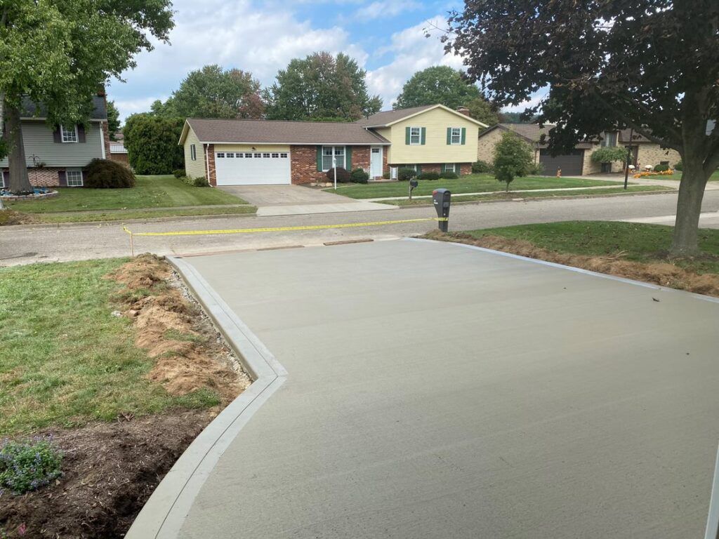 new concrete driveway pour