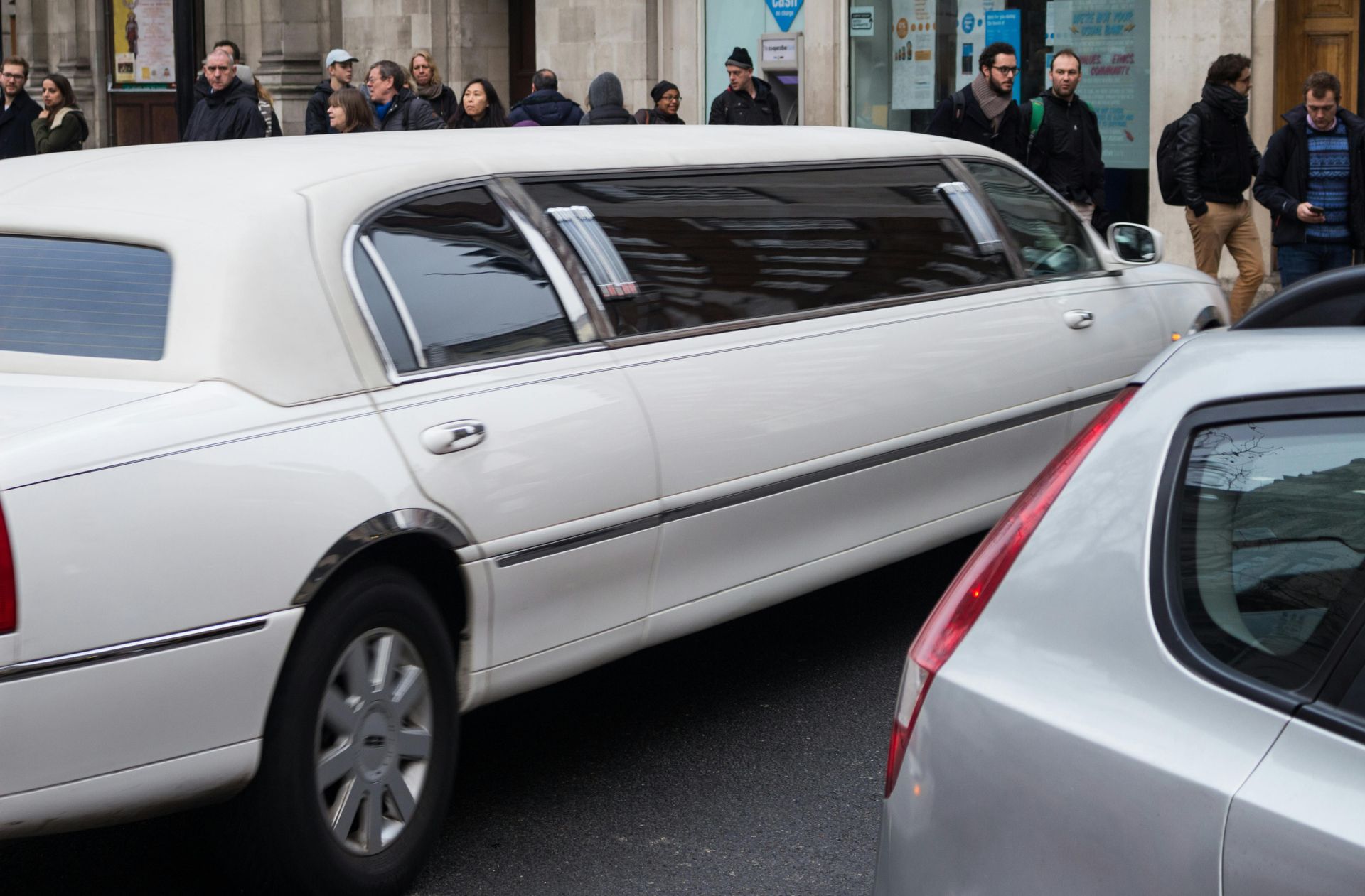 stretch limo