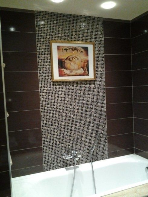 Rivestimento con mosaico per il bagno