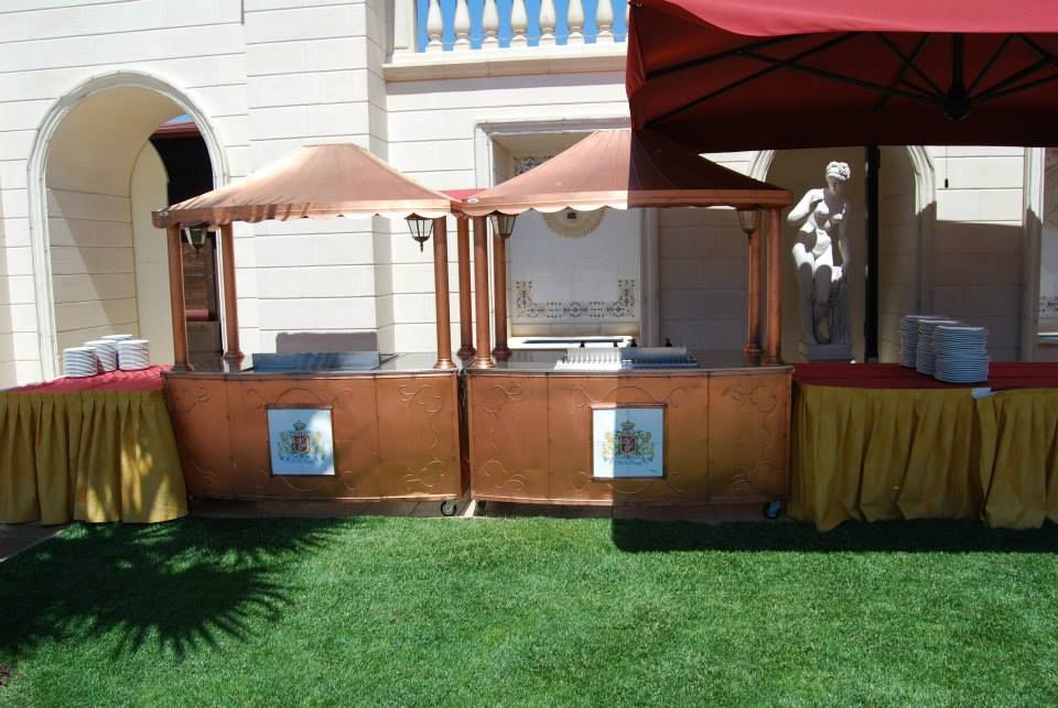 lavorazione in acciaio su misura, chiosco alimentare per eventi