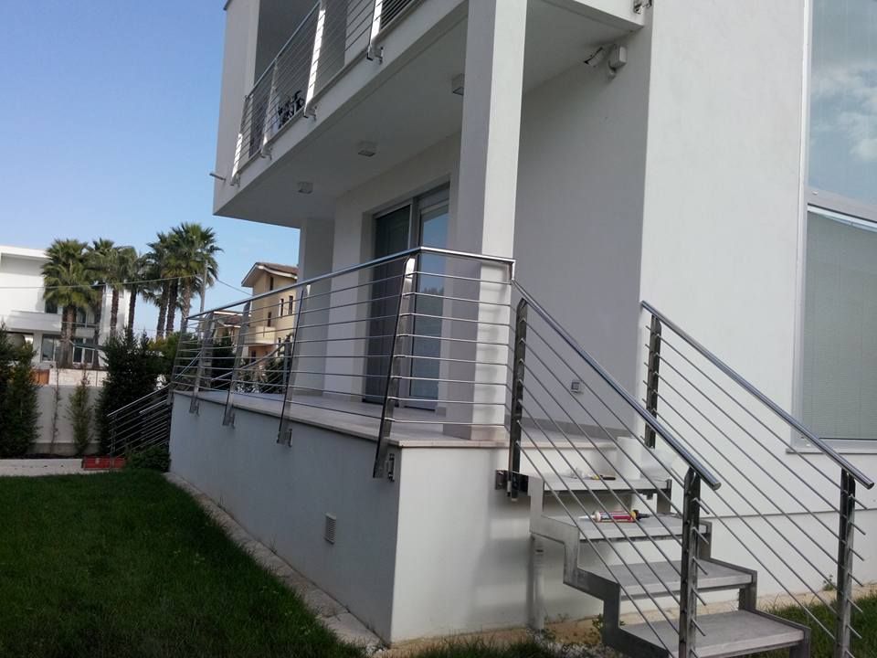 lavorazioni in acciaio, scala, parapetto, ringhiera