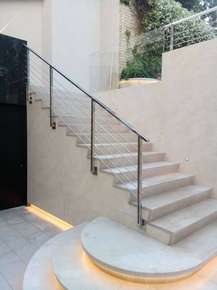 lavorazioni in acciaio, scala