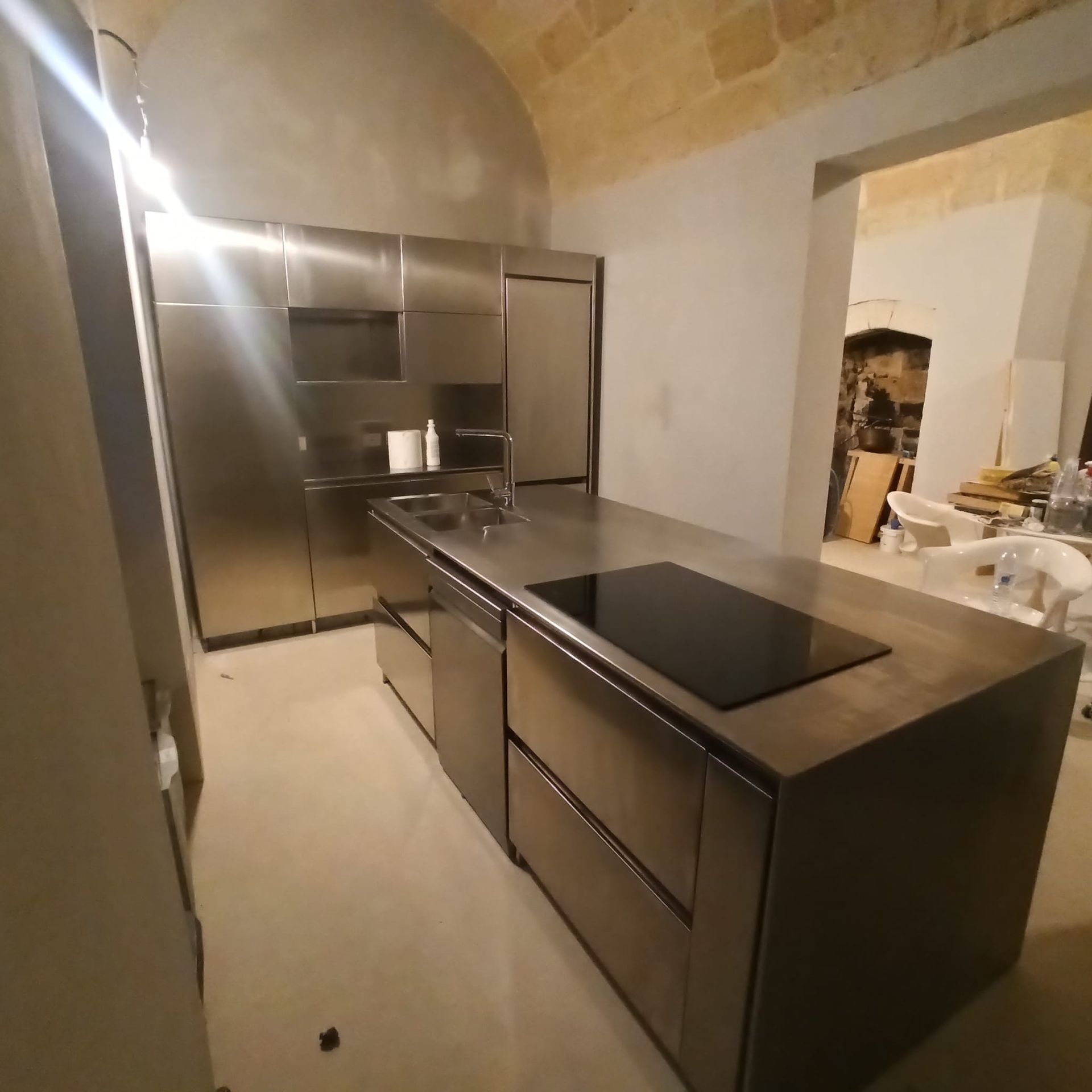 lavorazione in acciaio, cucina in acciaio