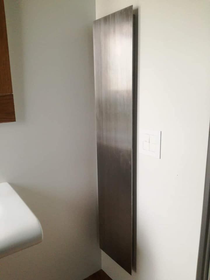 lavorazione in acciaio su misura, piastra per illuminazione