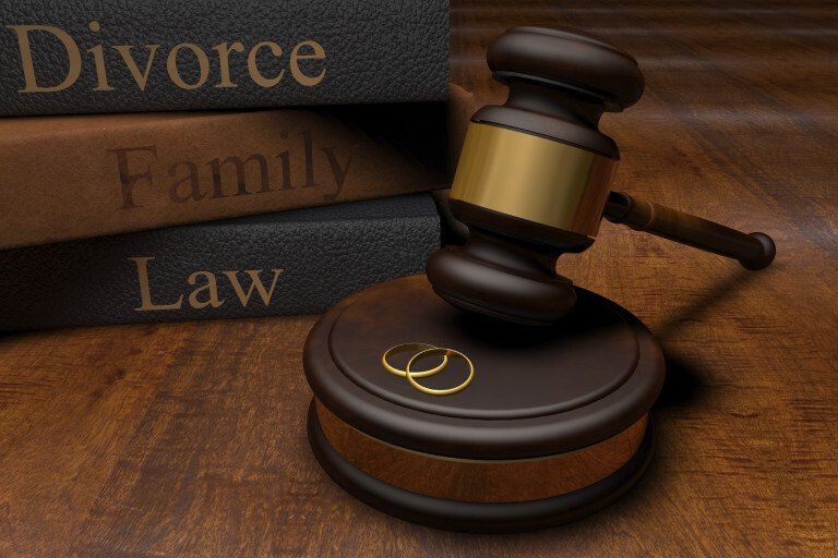 Gavel next to Divorce and Family Law books