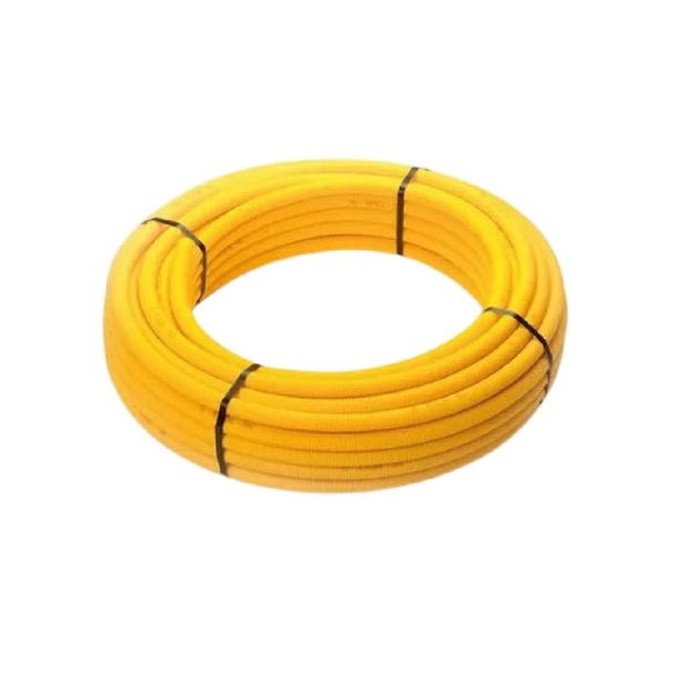 Cable eléctrico amarillo enrollado y sujeto con bandas negras sobre un fondo blanco.
