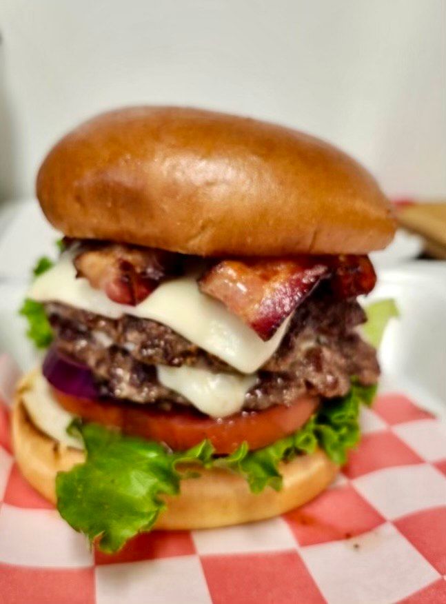 bacon cheeseburger