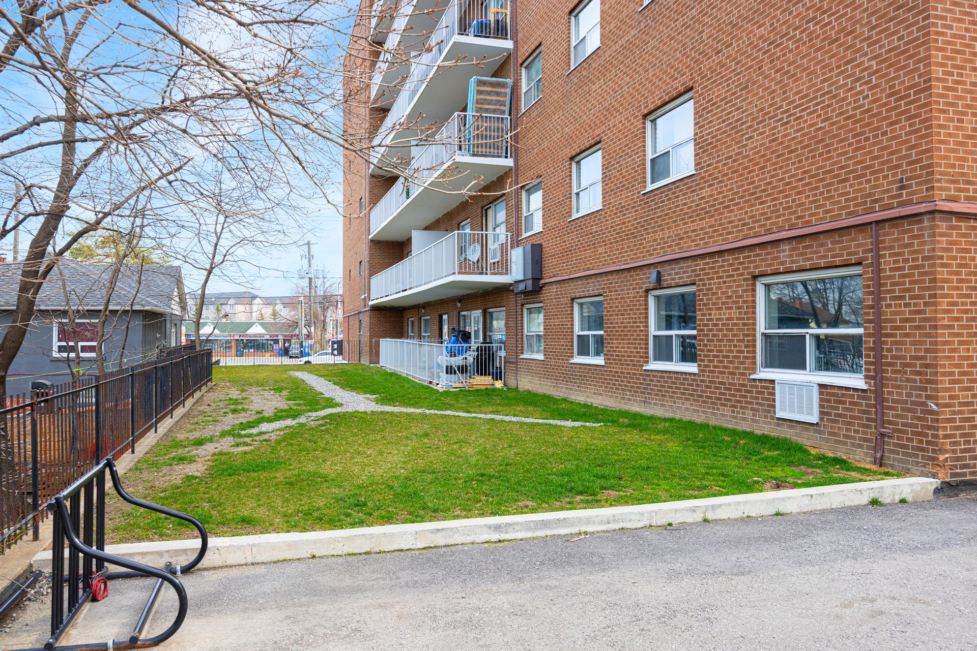 Weston Village Apartments for Rent