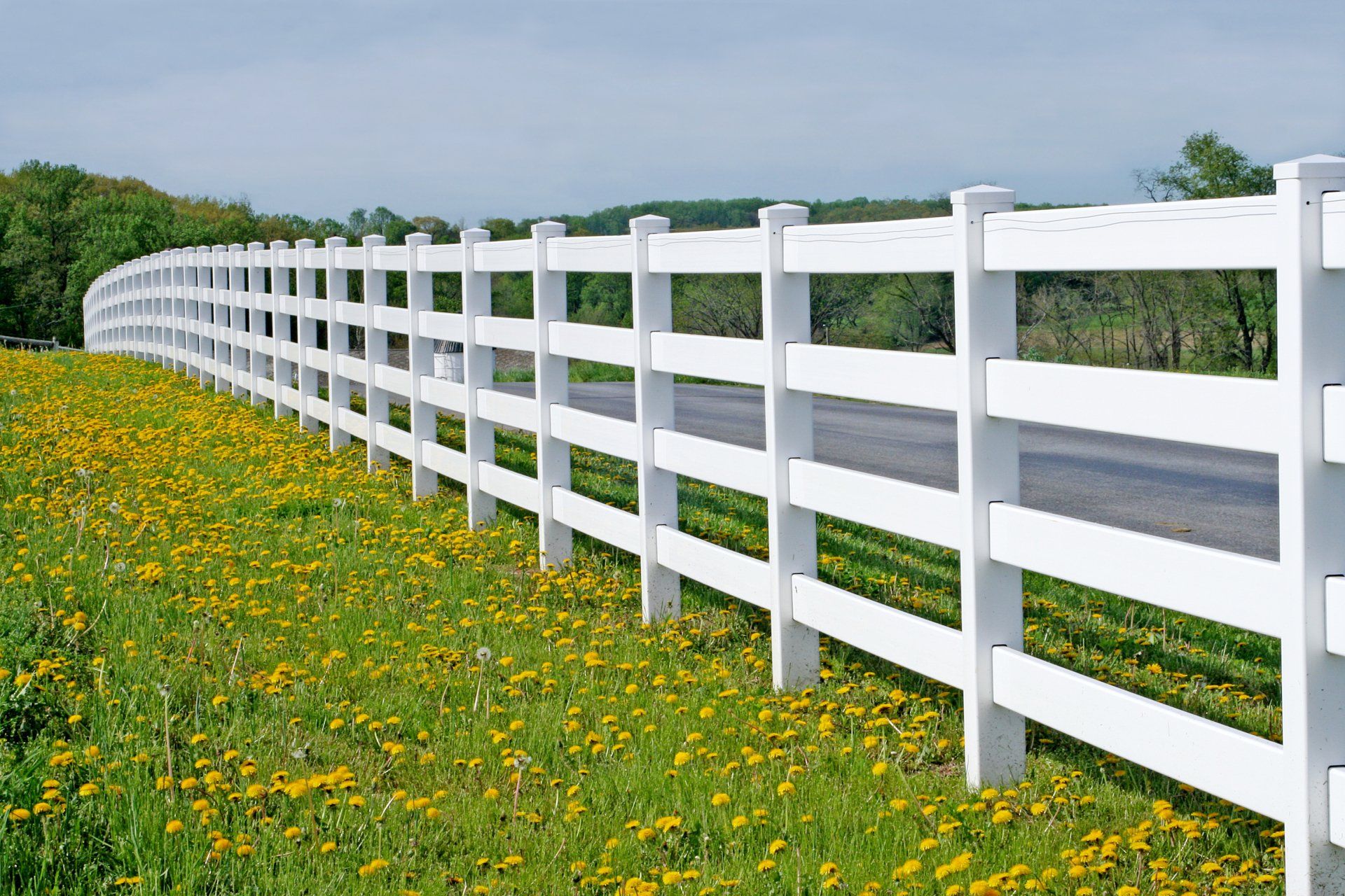 Residential Houses with Fences | Roy, UT | Pro -Link Fence Company