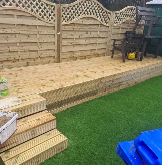Sheffield Decking raised timber decking with steps
