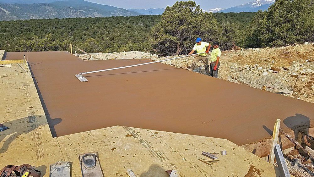 Concrete Foundation & Workers