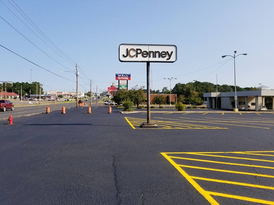 Parking Lot Lines — Texarkana, AR — David's Affordable Asphalt
