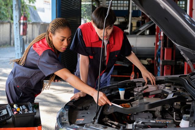 Why Does My Car Sound Like a Lawn Mower When I Accelerate? Find Out!