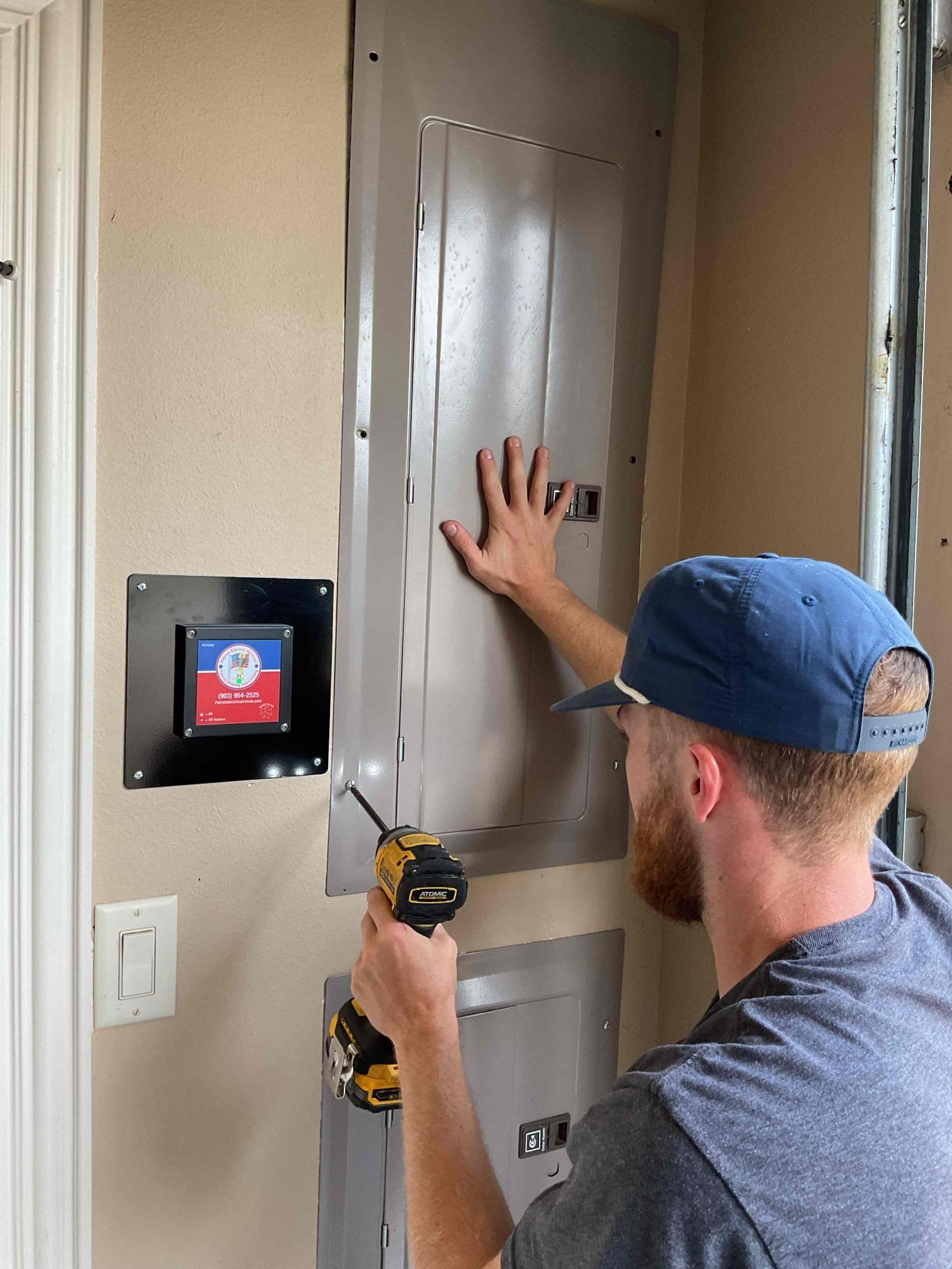 A close up of a bunch of blue wires on a white surface