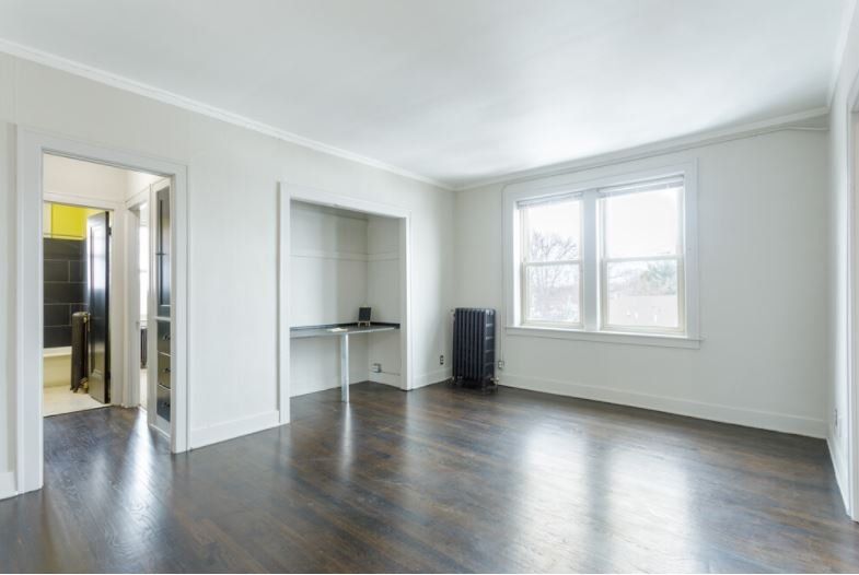 The Oakwood Manor Apartments