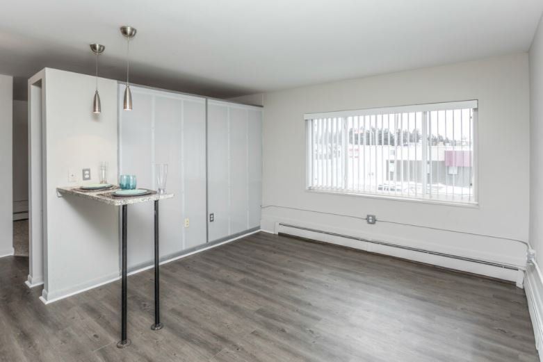 Walnut Manor Apartments