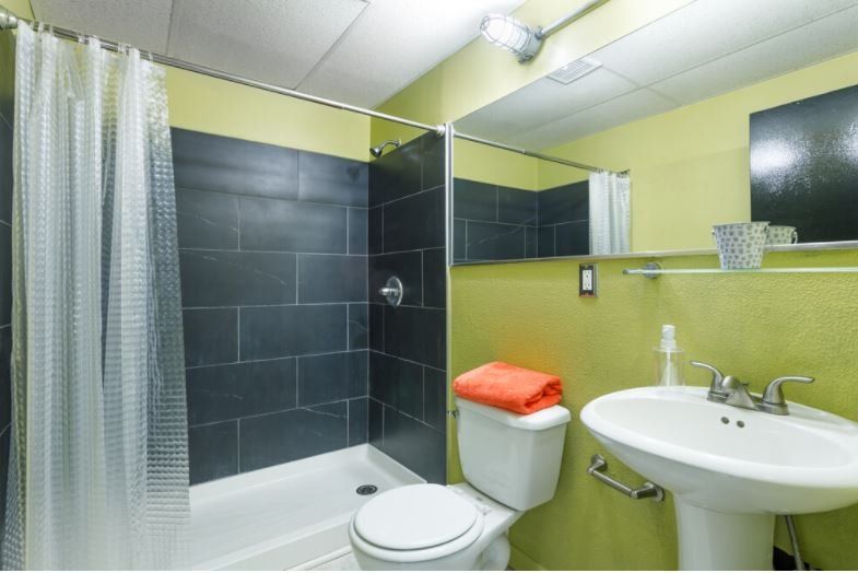 The Oakwood Manor Apartments