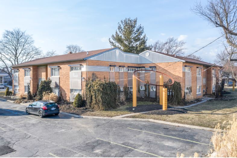 Walnut Manor Apartments