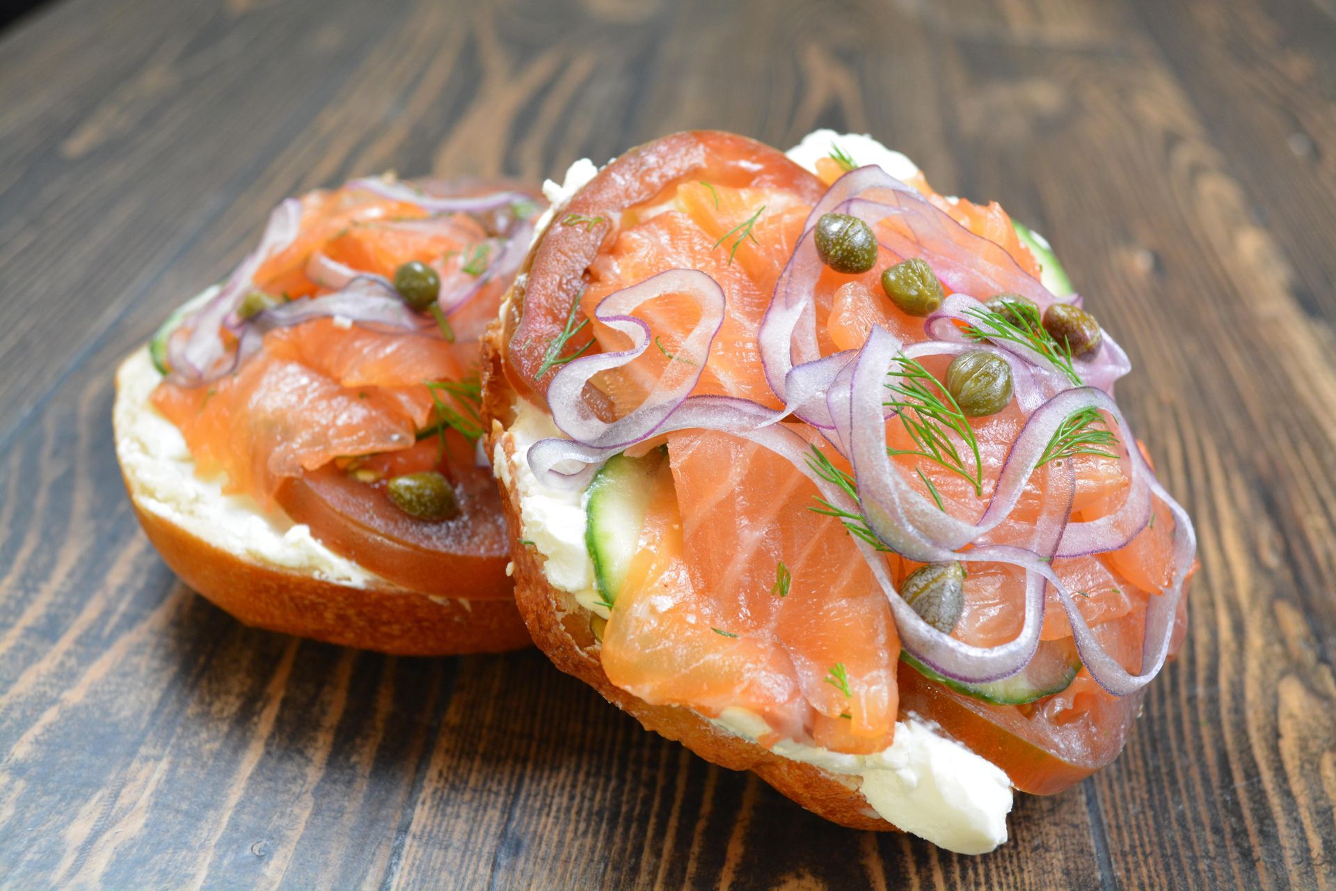 BAGELTOPIA Lox Bagel Sandwich