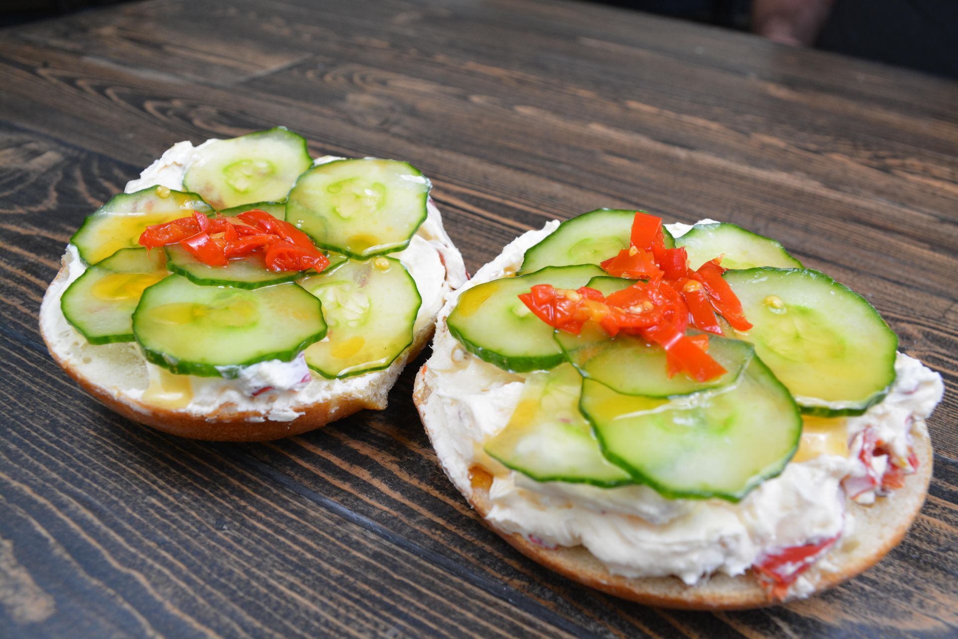 BAGELTOPIA Sunshine Bagel Sandwich