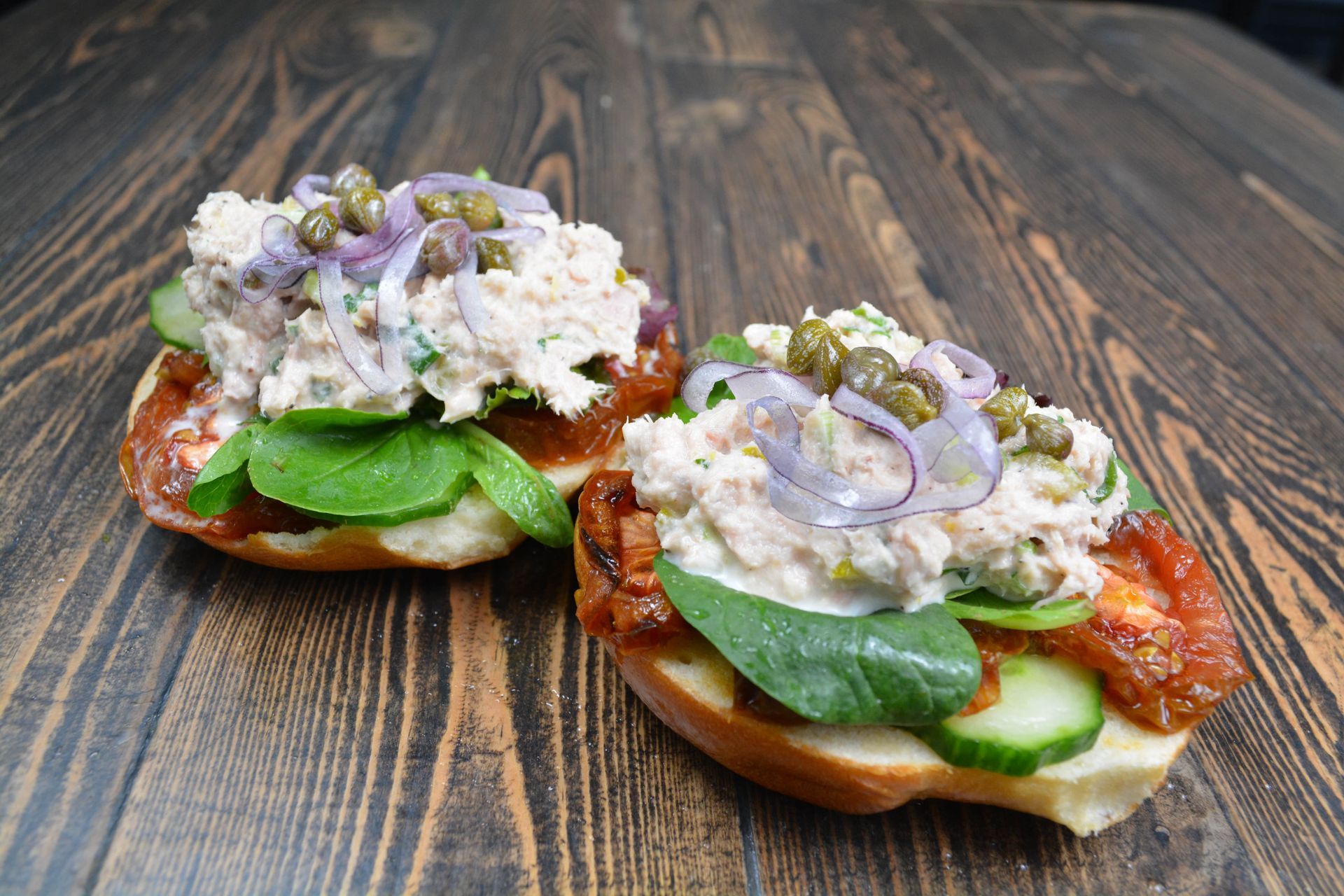 BAGELTOPIA Bagel Sandwich