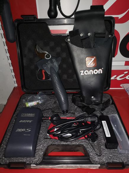 ATTREZZI AGRICOLI ZANON