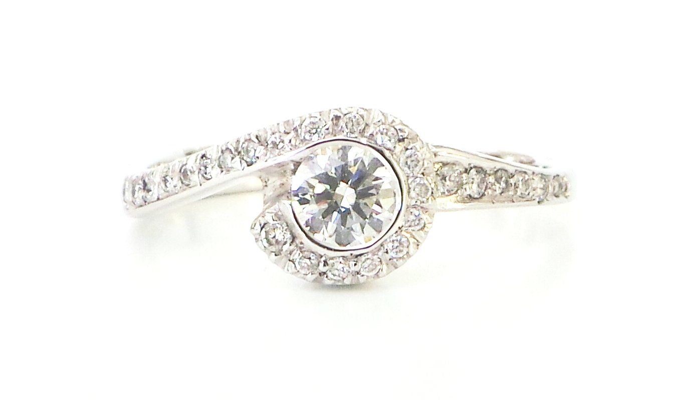 Cattelan - anello in oro bianco 750 e diamanti - mod.  Ludovica