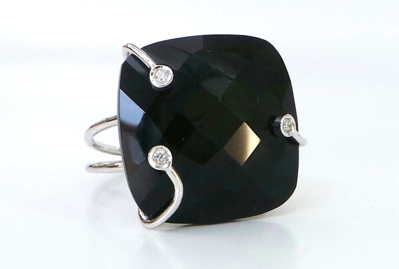 Cattelan - anello oro bianco 750 Agata nera e Diamanti