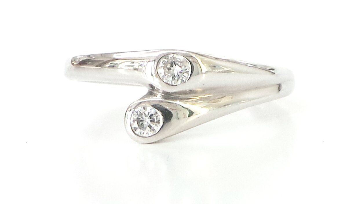Cattelan - anello in oro bianco 750 e diamanti - mod. Satellite