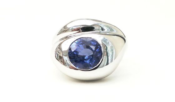 Cattelan gioielli - anello oro bianco 750  zaffiro blu naturale Cattelan gioielli - anello oro bianco 750  zaffiro blu naturale