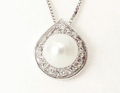 Cattelan - pavè goccia diamanti e perla naturale - oro bianco