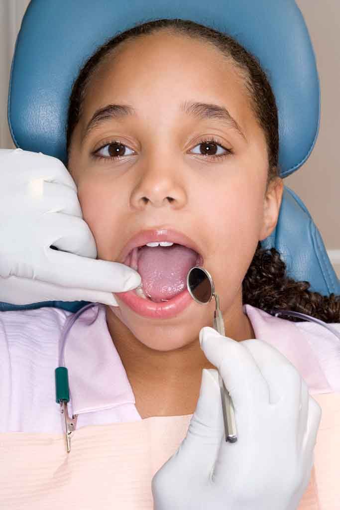 DRA. ESPERANZA RUANO CORRAL-cirugía dental