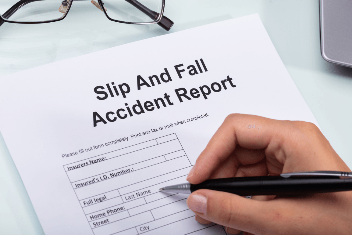 accident report for slip and fall