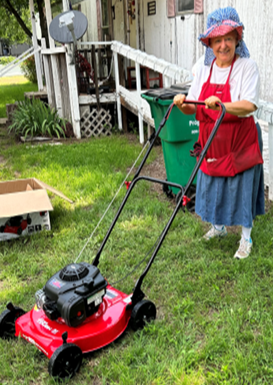 Push LAWN MOWER; slow Nel. with Hat