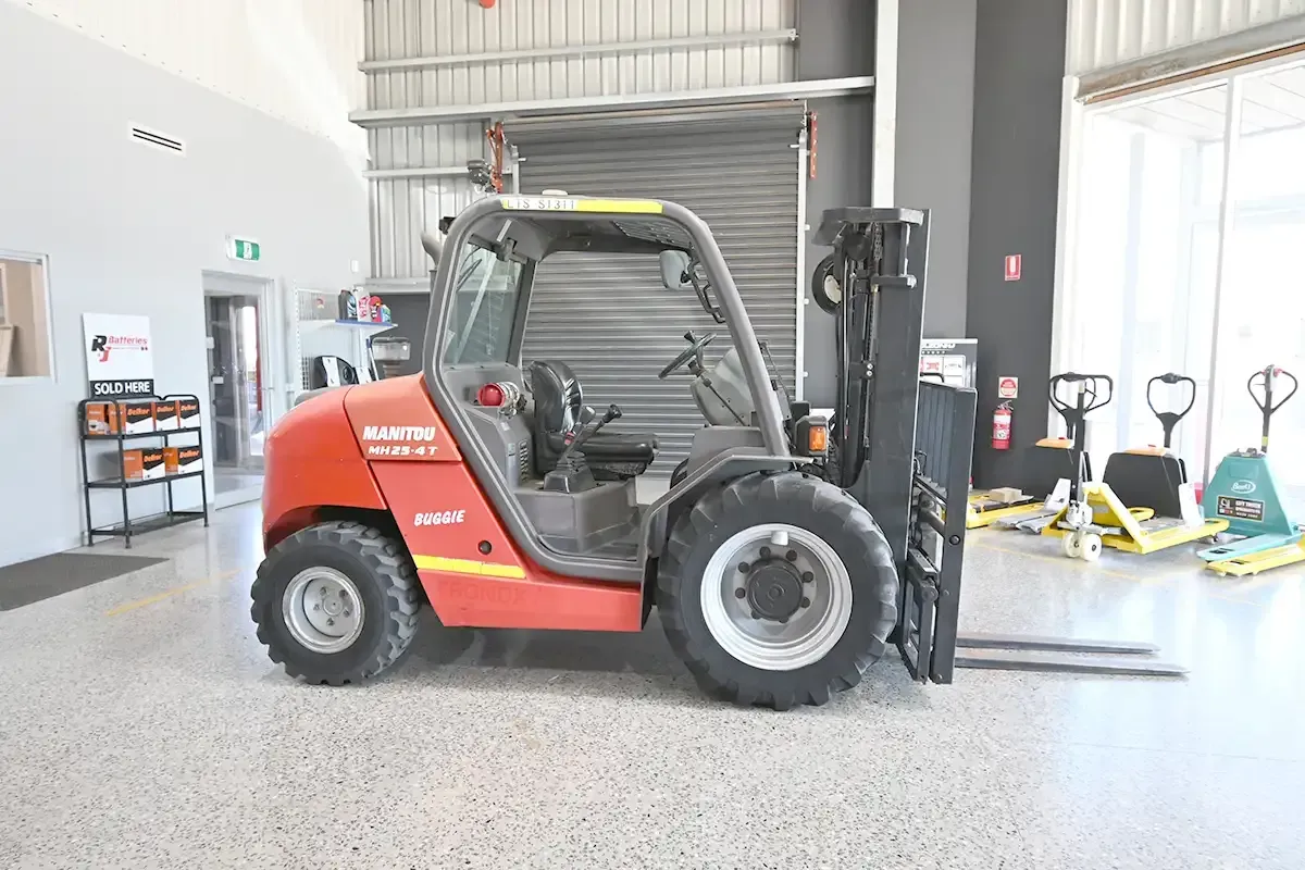 Manitou 2.5 Tonne Diesel
