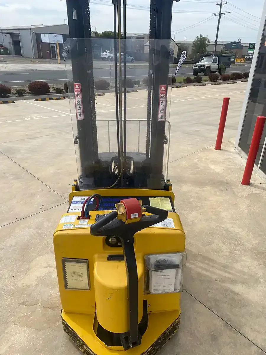 Electric Komatsua Walkie Stackier for Sale